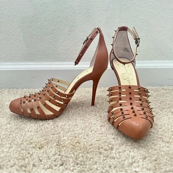 JESSICA SIMPSON Cognac Brown Studded Heels - Picture 3 of 7